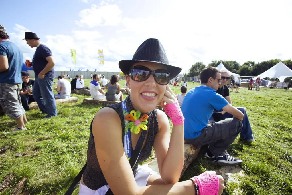 Festivalgoers and atmosphere at Global Gathering 2009